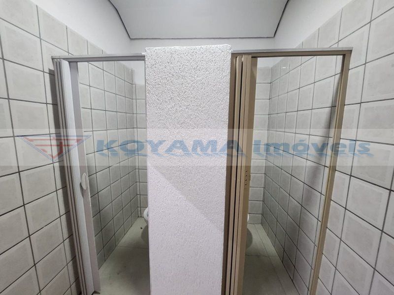 Salão para aluguel no Parque das Américas: 