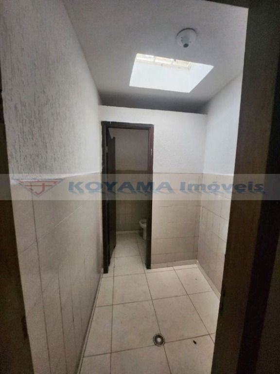 Salão para aluguel no Parque das Américas: 