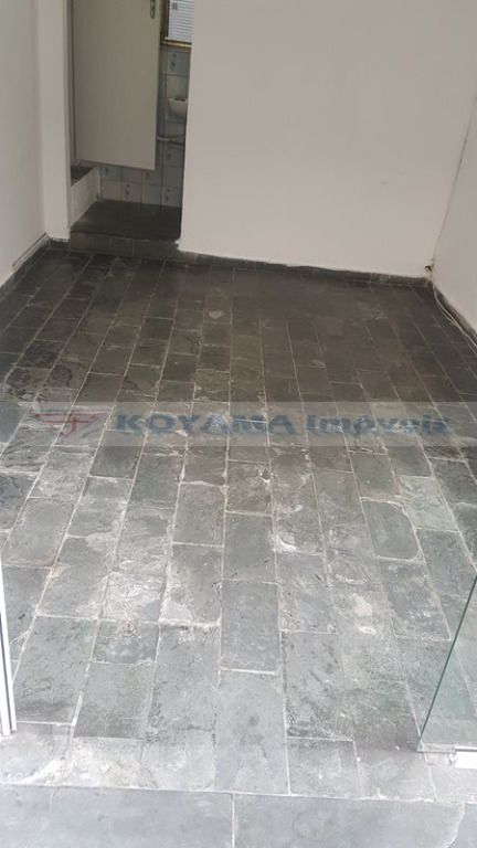 Salão para aluguel no Saúde: 