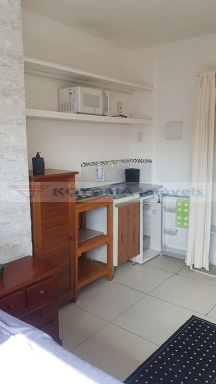 Kitnet para aluguel no Saúde: 