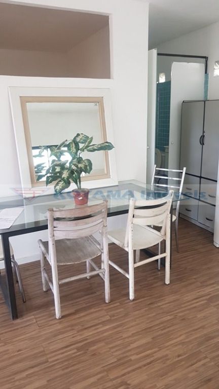 Kitnet para aluguel no Saúde: 