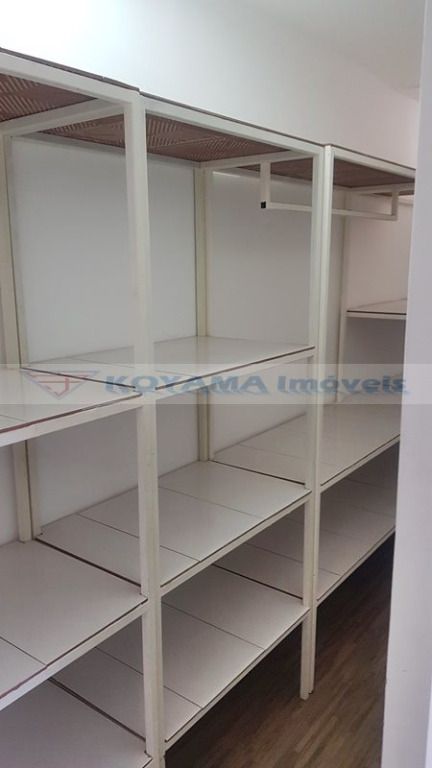 Kitnet para aluguel no Saúde: 