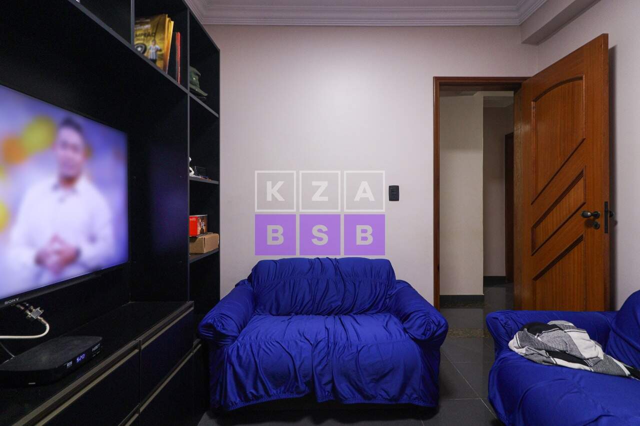 Casa à venda no Guará I: 