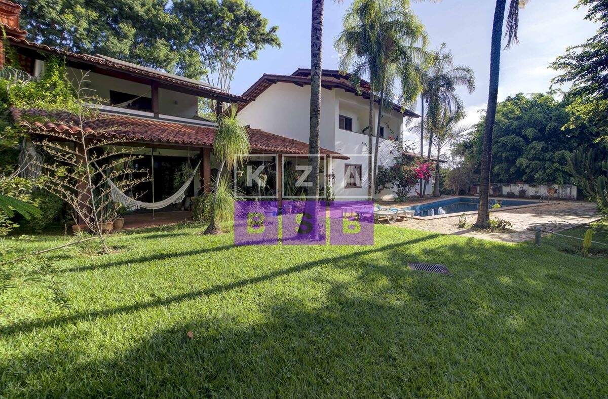 Casa à venda no LAGO SUL: 