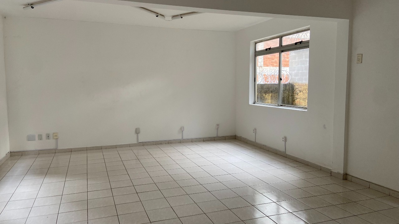 Sala para aluguel no Setor Bueno: 