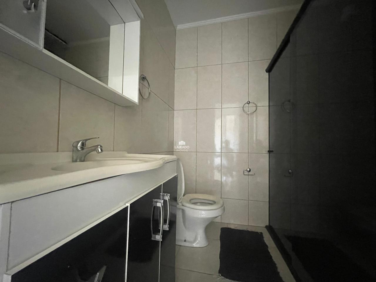 Sobrado para aluguel no Universitário: 