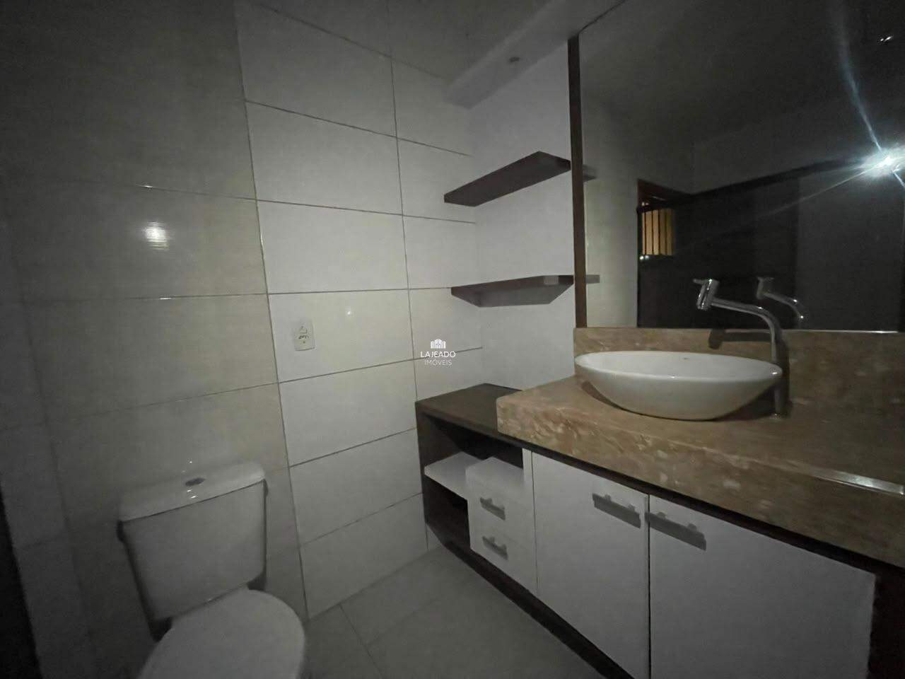 Sobrado para aluguel no Barra da Forqueta: 
