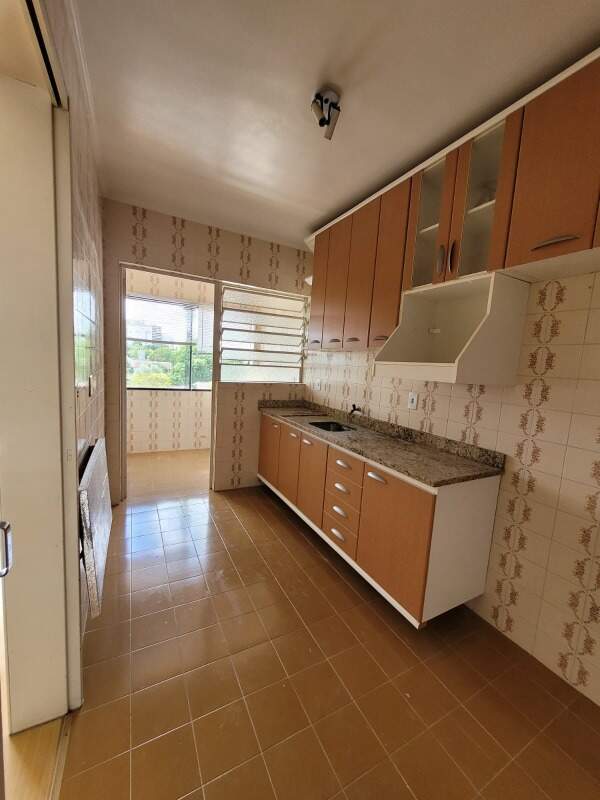 Apartamento à venda com 3 quartos, 110m² - Foto 5