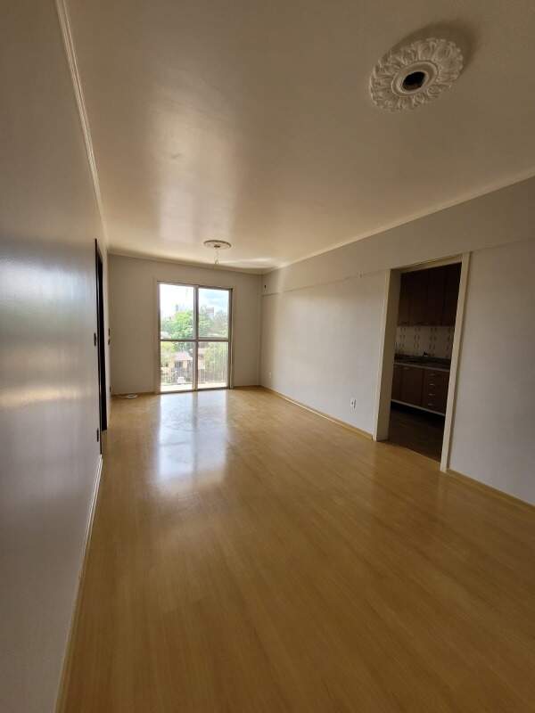 Apartamento à venda com 3 quartos, 110m² - Foto 3