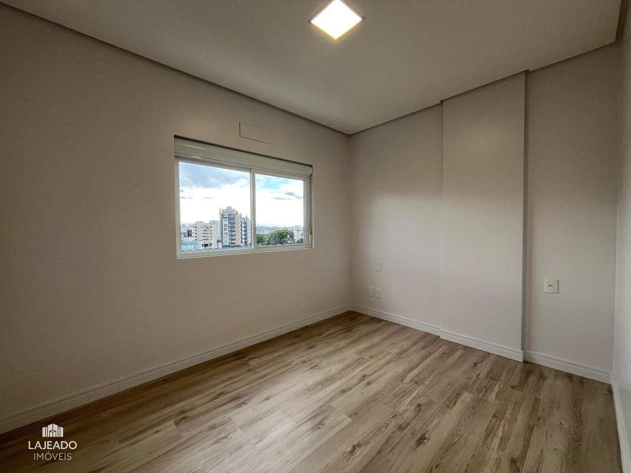 Apartamento para alugar com 2 quartos, 73m² - Foto 10