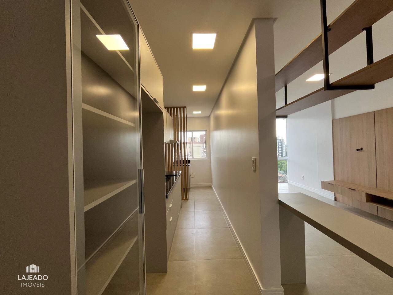 Apartamento para alugar com 2 quartos, 73m² - Foto 6