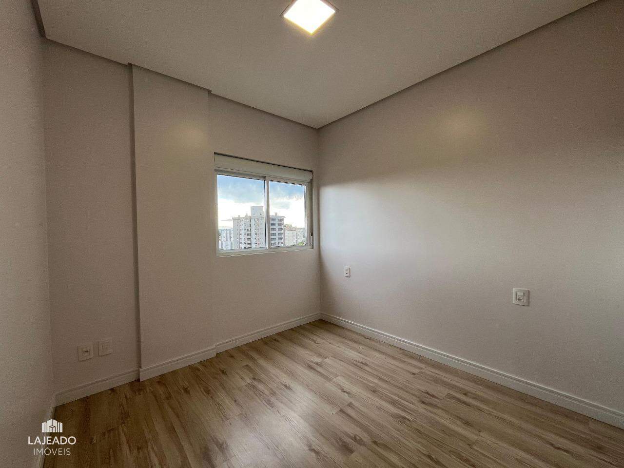 Apartamento para alugar com 2 quartos, 73m² - Foto 12