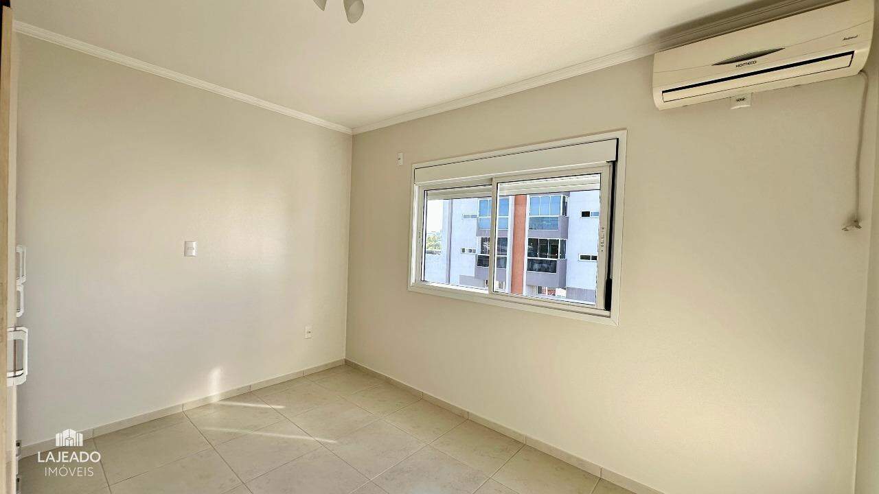 Apartamento à venda com 2 quartos, 95m² - Foto 11