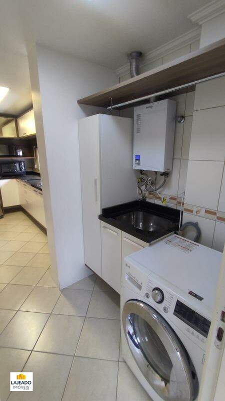 Apartamento à venda com 2 quartos, 77m² - Foto 19