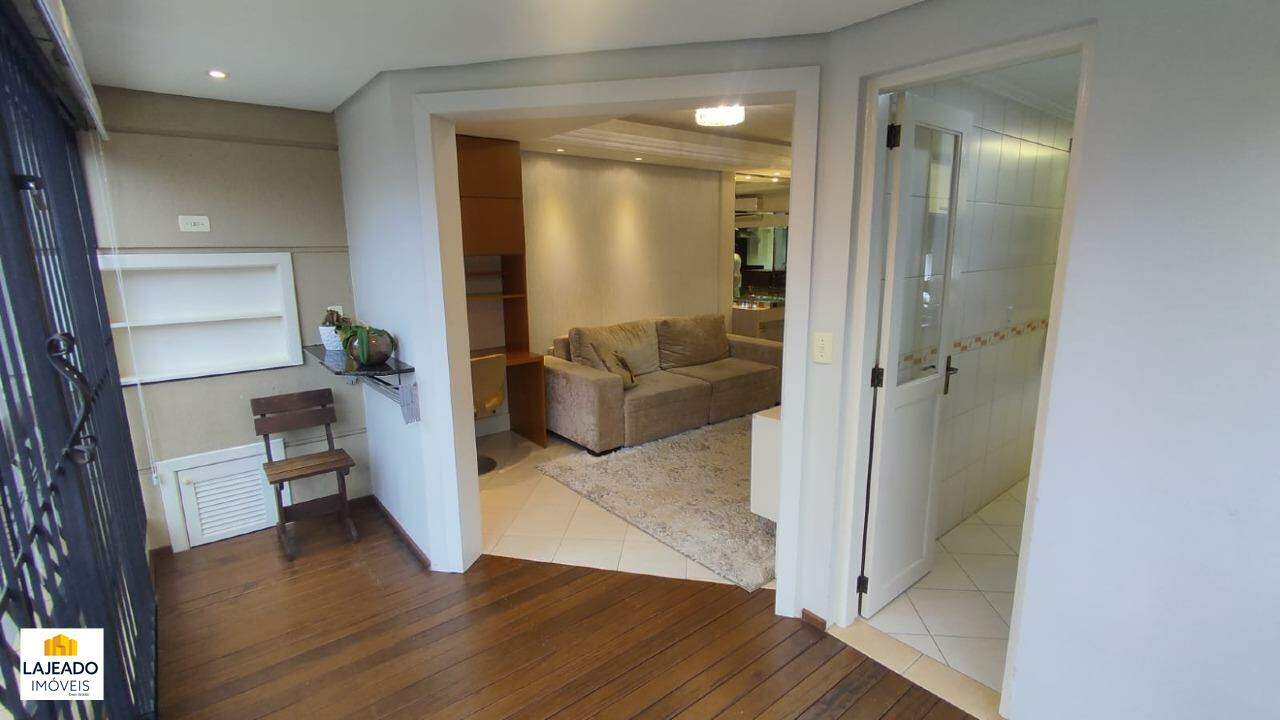 Apartamento à venda com 2 quartos, 77m² - Foto 22