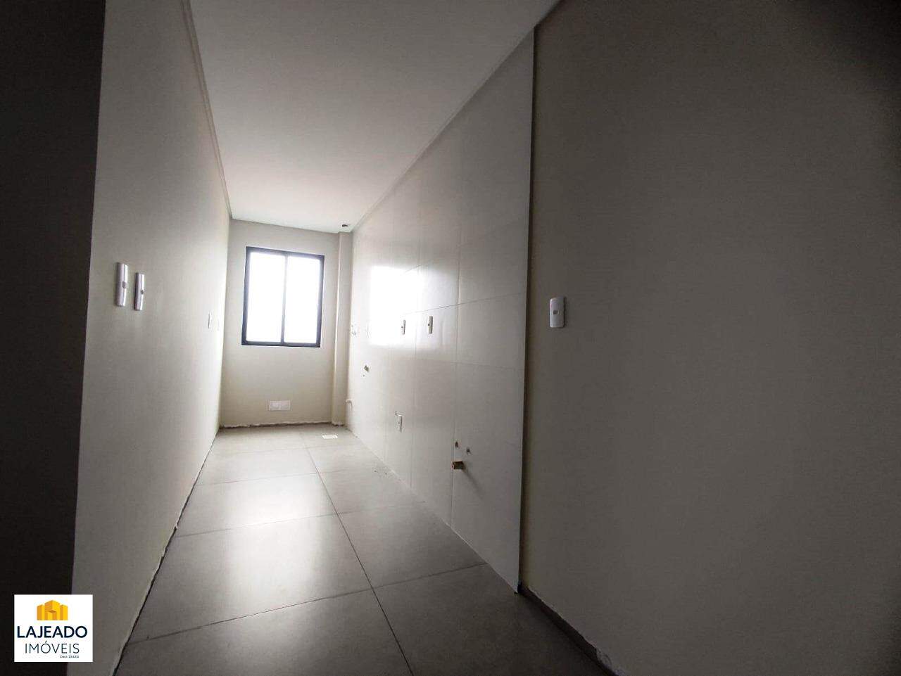 Apartamento à venda com 2 quartos, 112m² - Foto 7