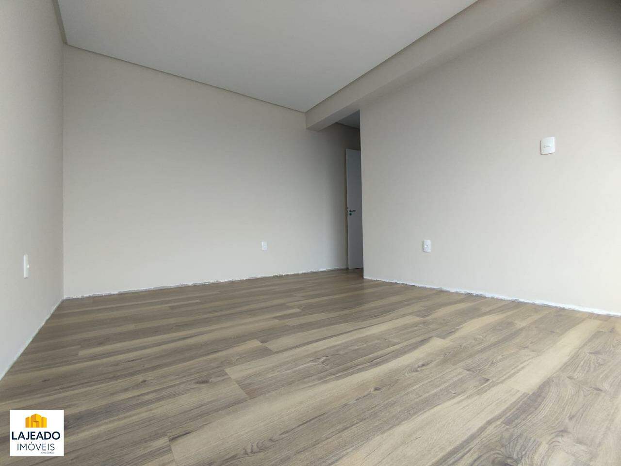 Apartamento à venda com 2 quartos, 112m² - Foto 5