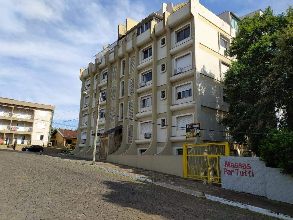 Apartamento à venda com 2 quartos, 69m² - Foto 2