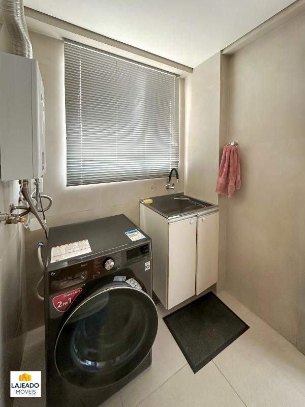 Apartamento à venda com 3 quartos, 185m² - Foto 18