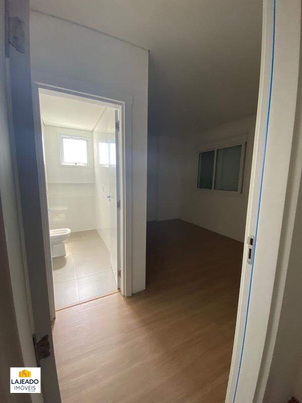 Apartamento à venda com 3 quartos, 153m² - Foto 8