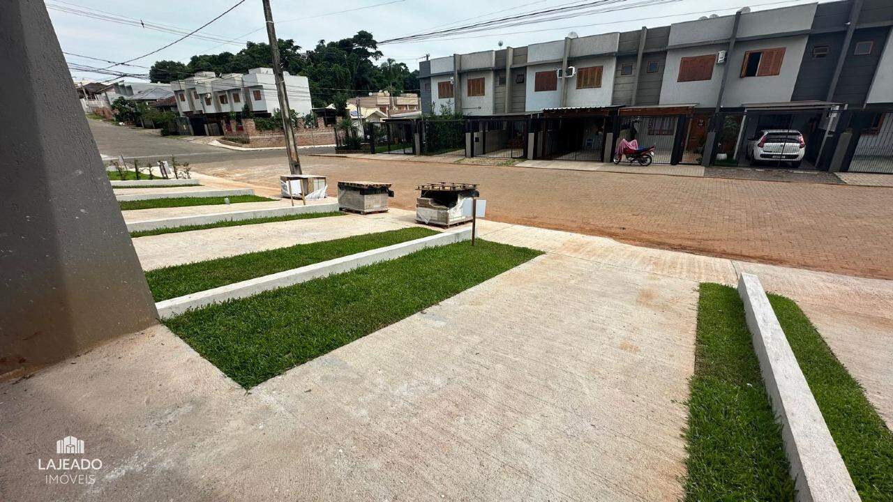 Sobrado à venda com 2 quartos, 70m² - Foto 3