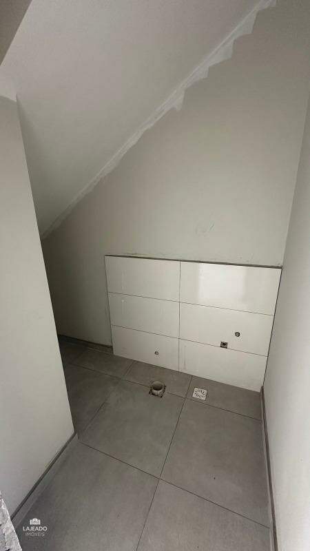 Sobrado à venda com 2 quartos, 70m² - Foto 4