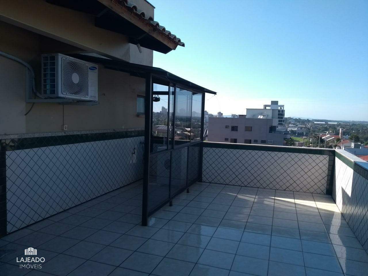 Apartamento à venda com 2 quartos, 104m² - Foto 4