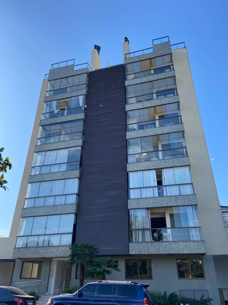 Apartamento à venda com 2 quartos, 90m² - Foto 1