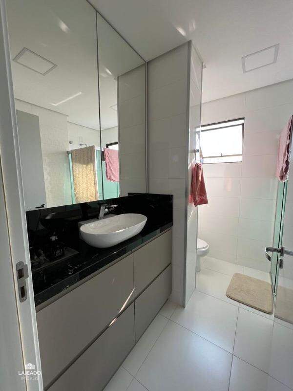 Apartamento à venda com 2 quartos, 90m² - Foto 8