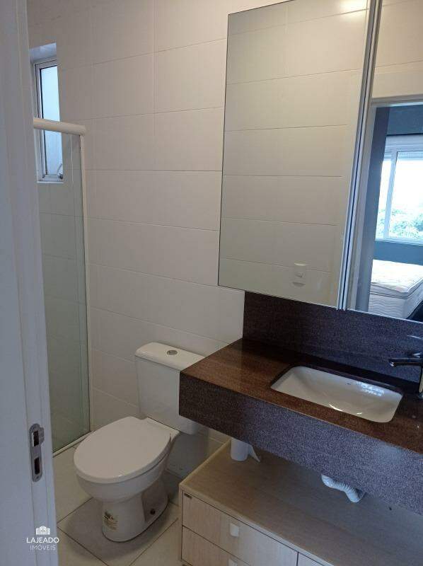 Apartamento à venda com 2 quartos, 76m² - Foto 12