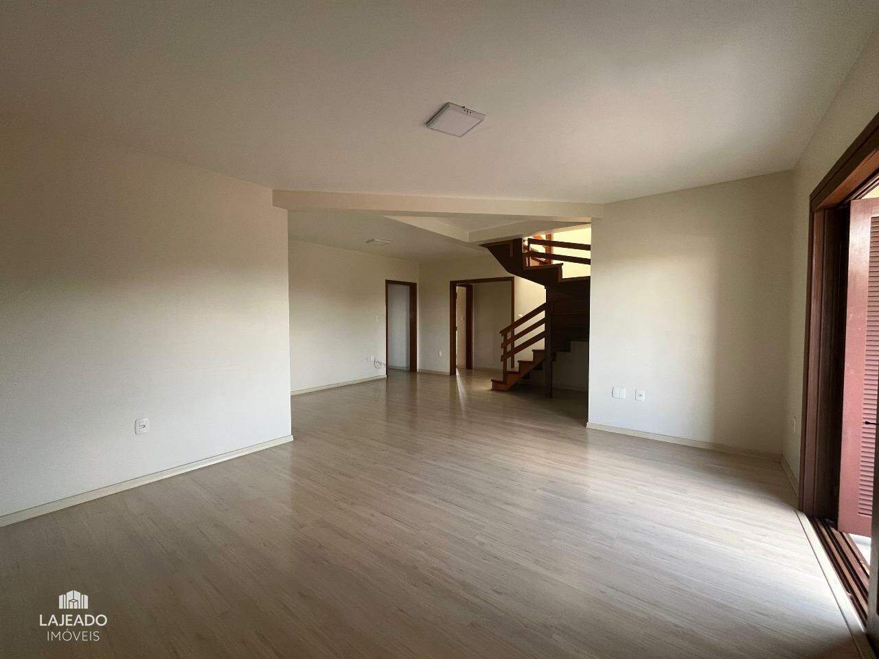 Cobertura para alugar com 3 quartos, 275m² - Foto 4