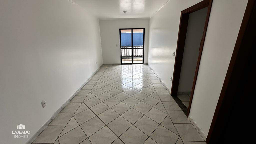 Apartamento à venda com 2 quartos, 84m² - Foto 15