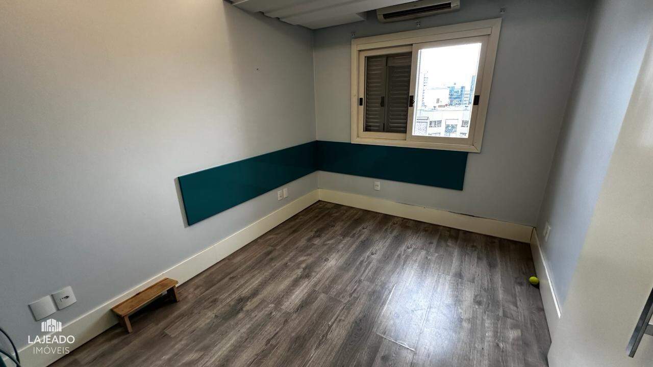 Cobertura à venda com 4 quartos, 600m² - Foto 29