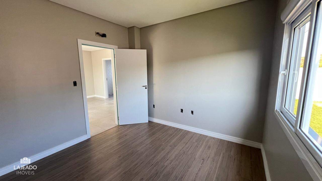 Casa à venda com 3 quartos, 115m² - Foto 11