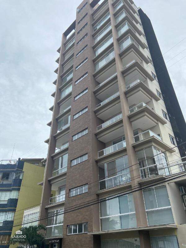 Apartamento à venda com 3 quartos, 388m² - Foto 1