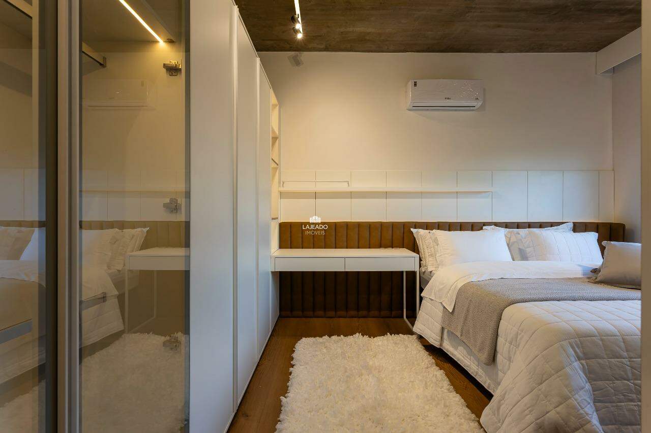 Casa de Condomínio à venda com 4 quartos, 295m² - Foto 13