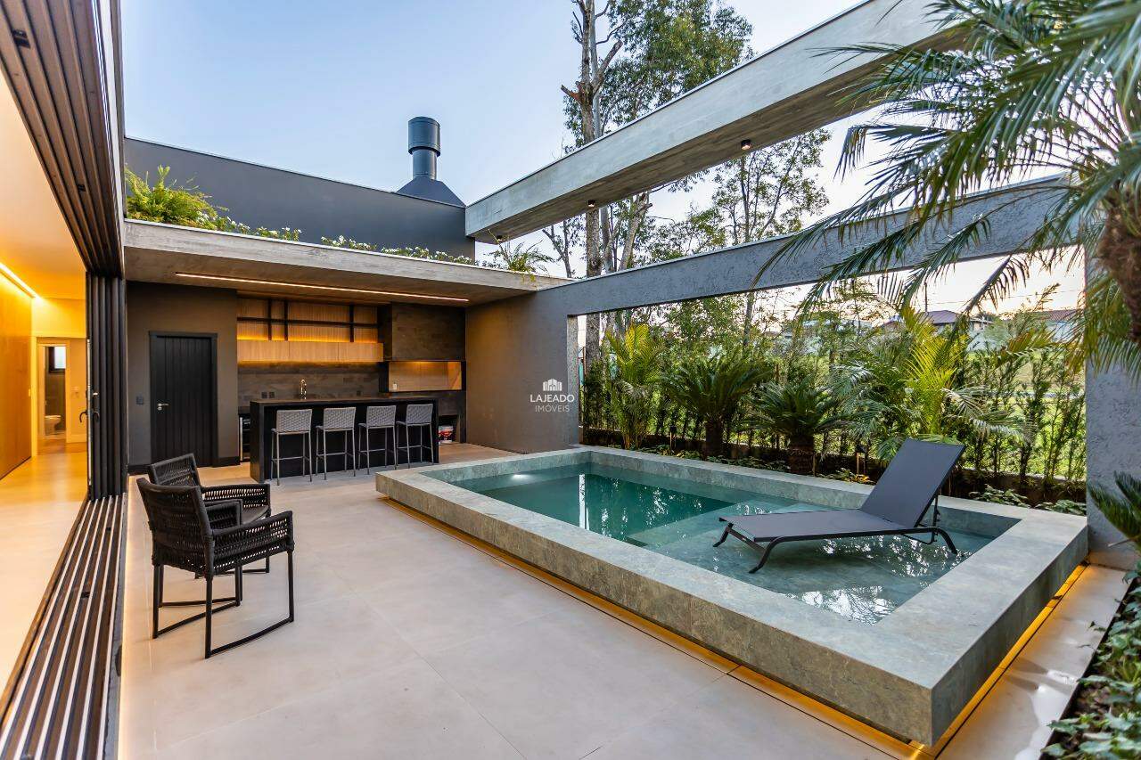 Casa de Condomínio à venda com 4 quartos, 295m² - Foto 7