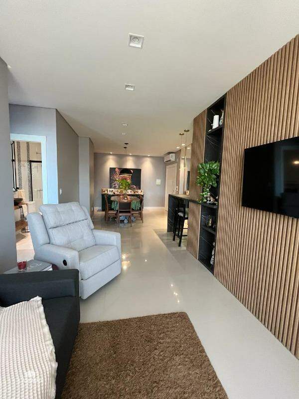 Apartamento à venda com 3 quartos, 110m² - Foto 6