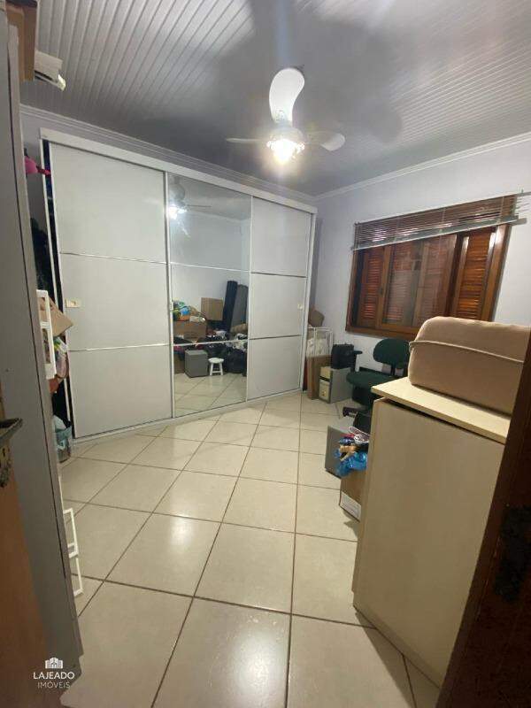 Casa à venda com 3 quartos, 192m² - Foto 17