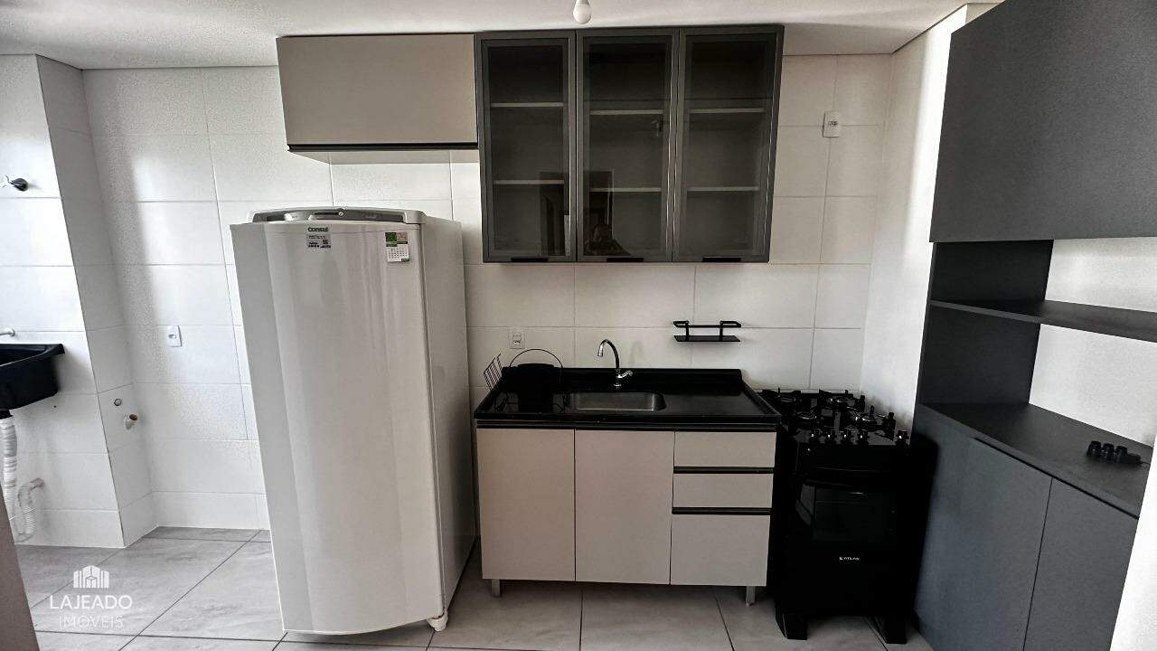 Apartamento à venda no Universitário: 