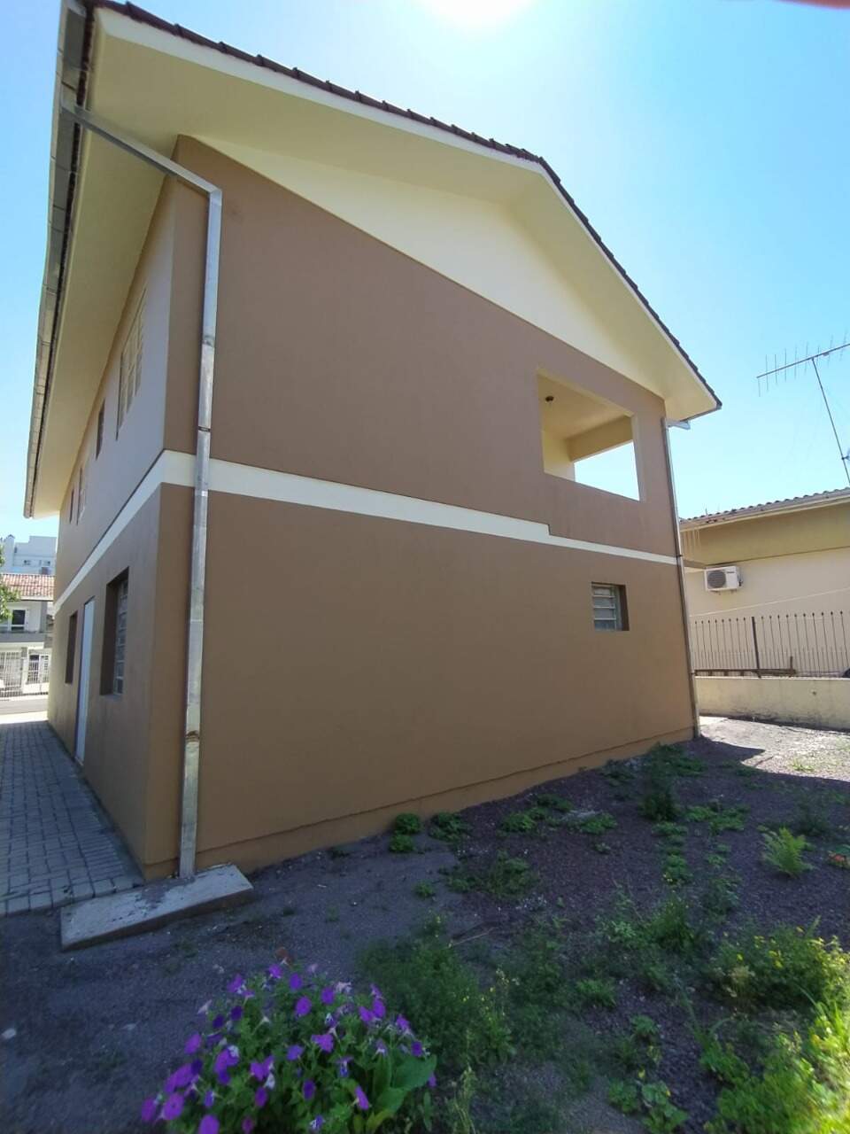 Casa para alugar com 5 quartos, 200m² - Foto 24