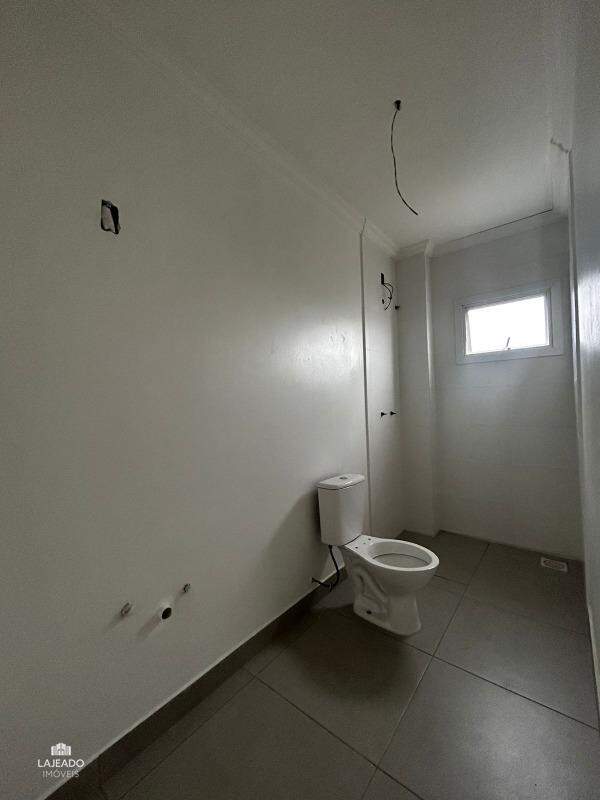 Cobertura para alugar com 3 quartos, 241m² - Foto 21