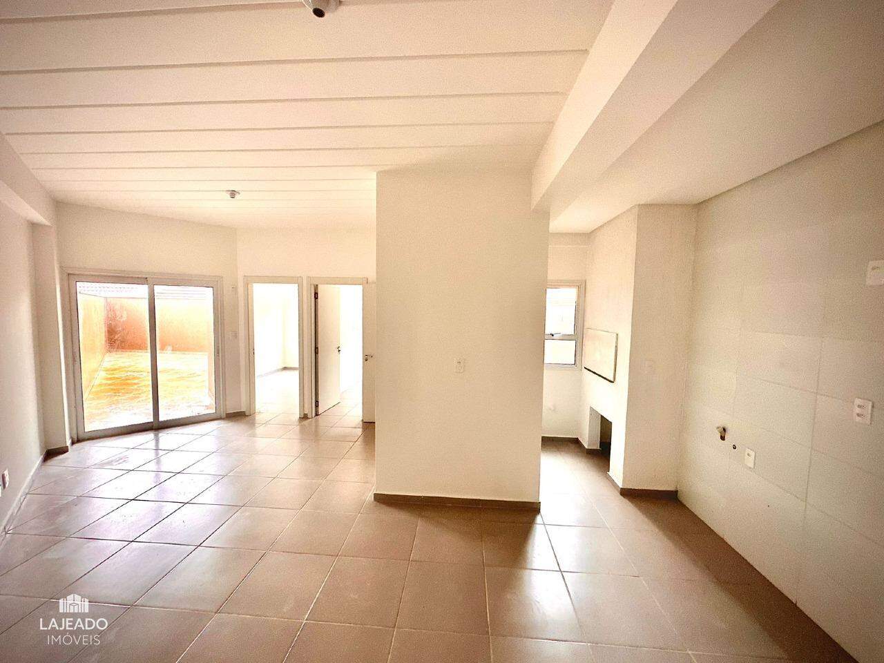 Apartamento para alugar com 2 quartos, 56m² - Foto 2