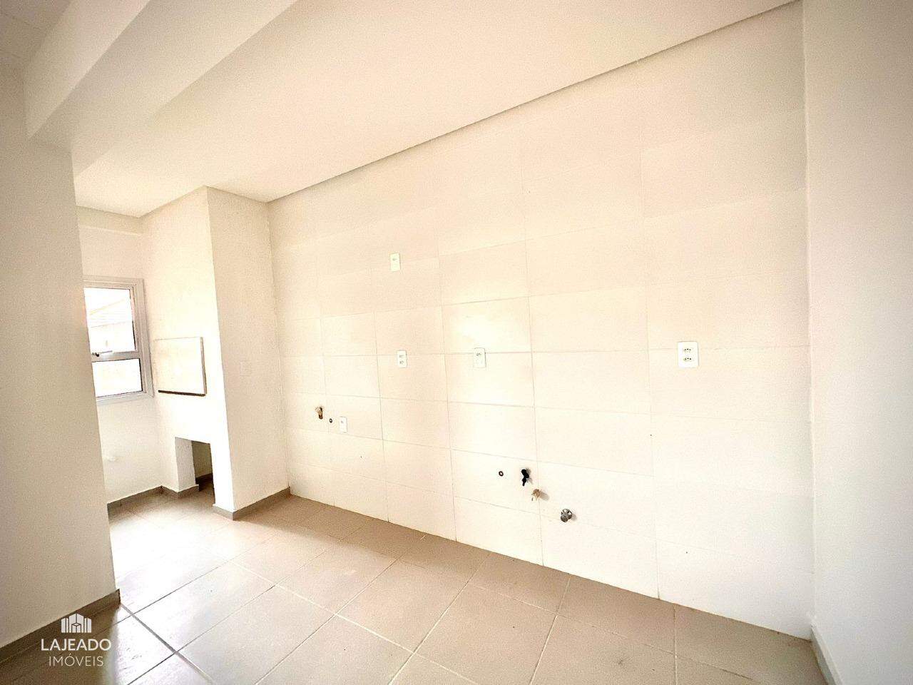 Apartamento para alugar com 2 quartos, 56m² - Foto 5