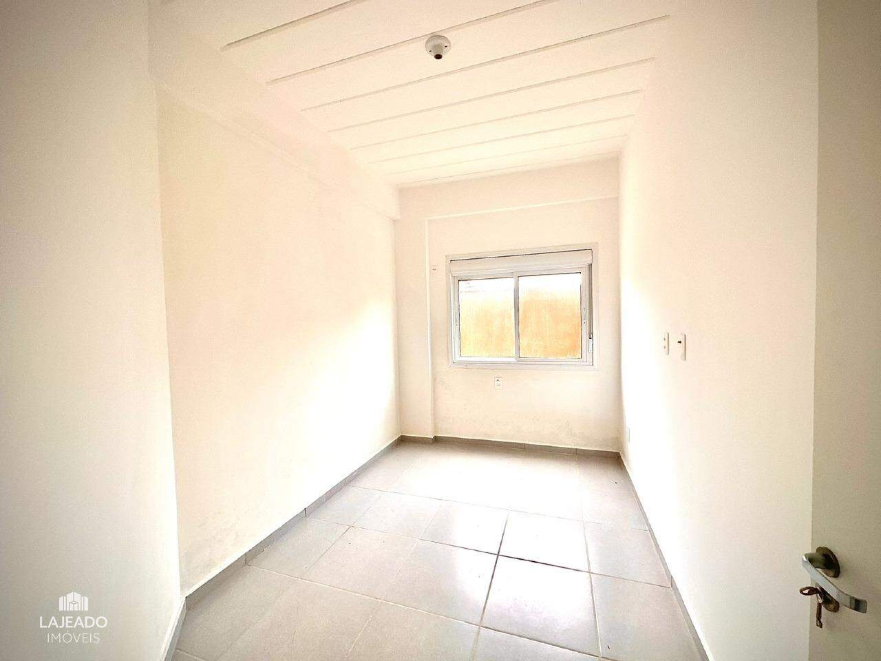 Apartamento para alugar com 2 quartos, 56m² - Foto 7