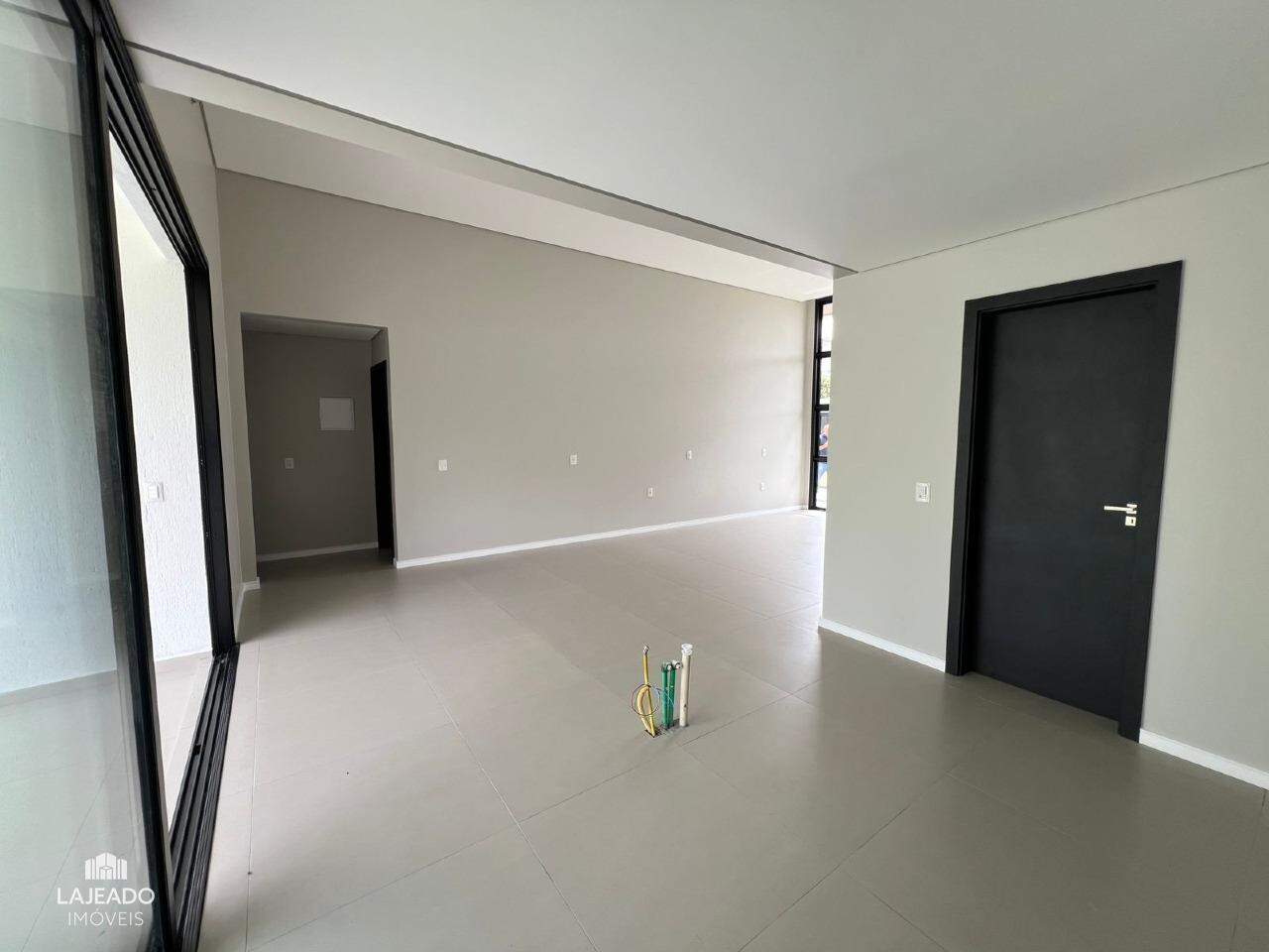 Casa à venda com 3 quartos, 155m² - Foto 7