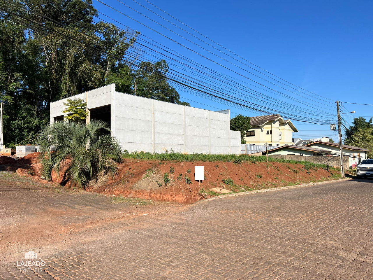 Terreno à venda, 450m² - Foto 1