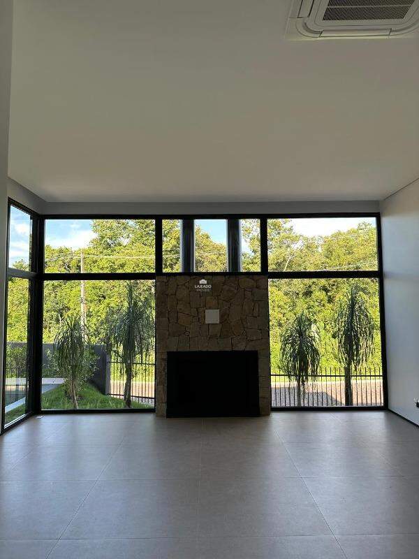 Casa à venda no Universitário: 