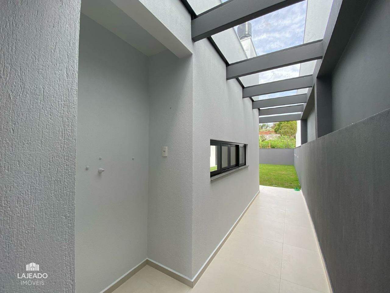 Casa à venda com 3 quartos, 218m² - Foto 5