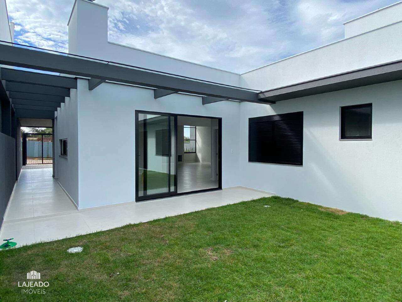 Casa à venda com 3 quartos, 218m² - Foto 9